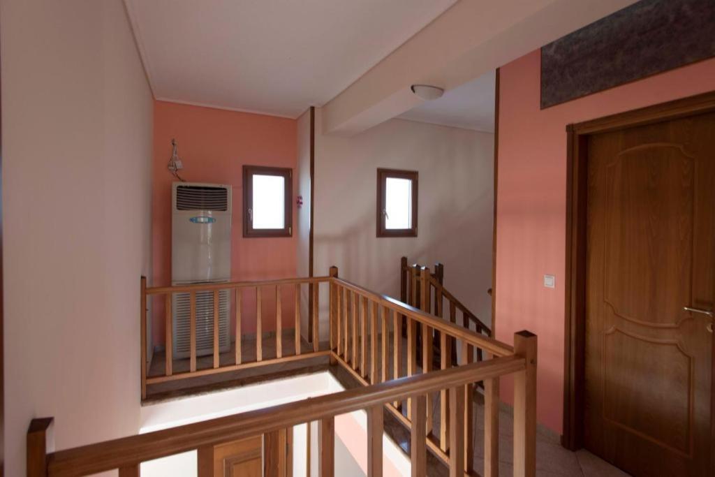 Tragana Villa Luaran gambar