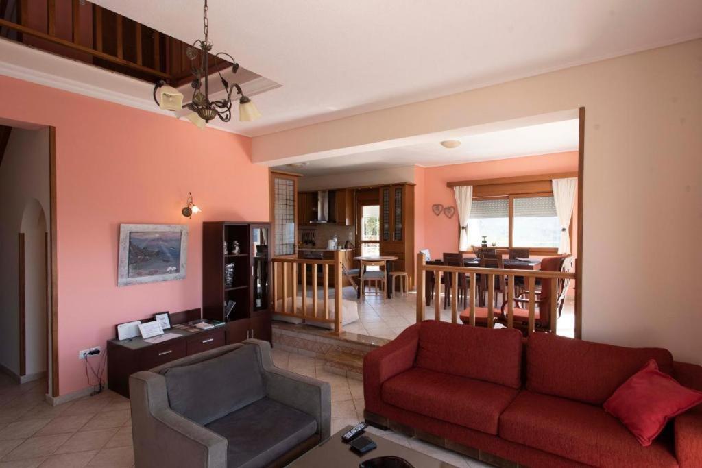 Tragana Villa Luaran gambar