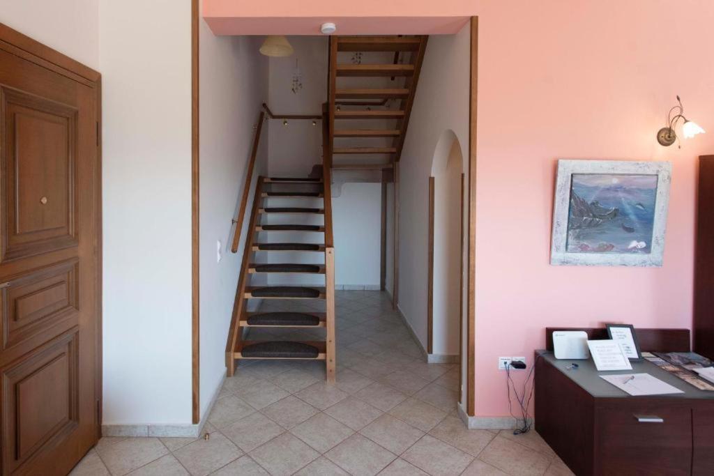 Tragana Villa Luaran gambar