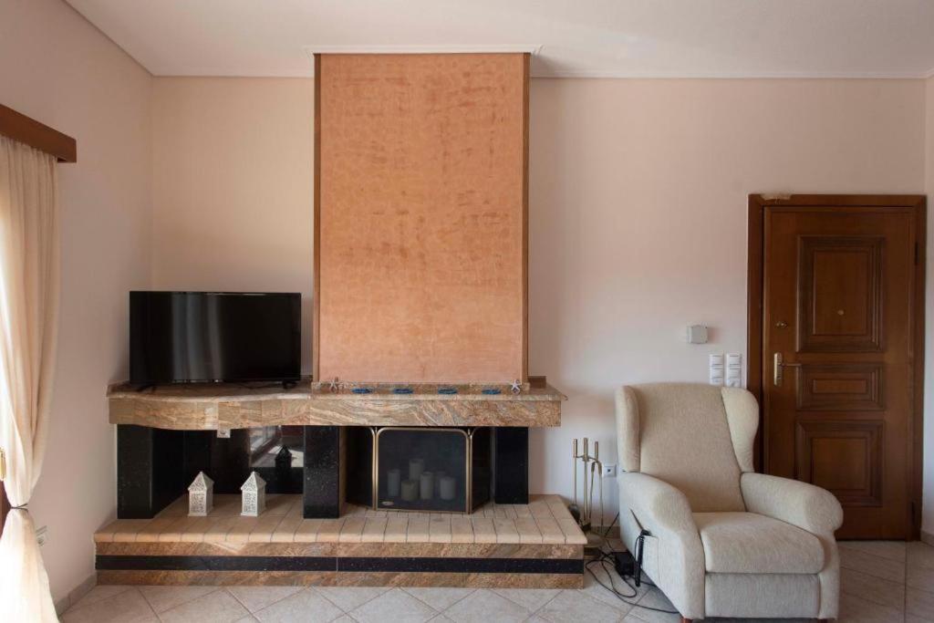 Tragana Villa Luaran gambar